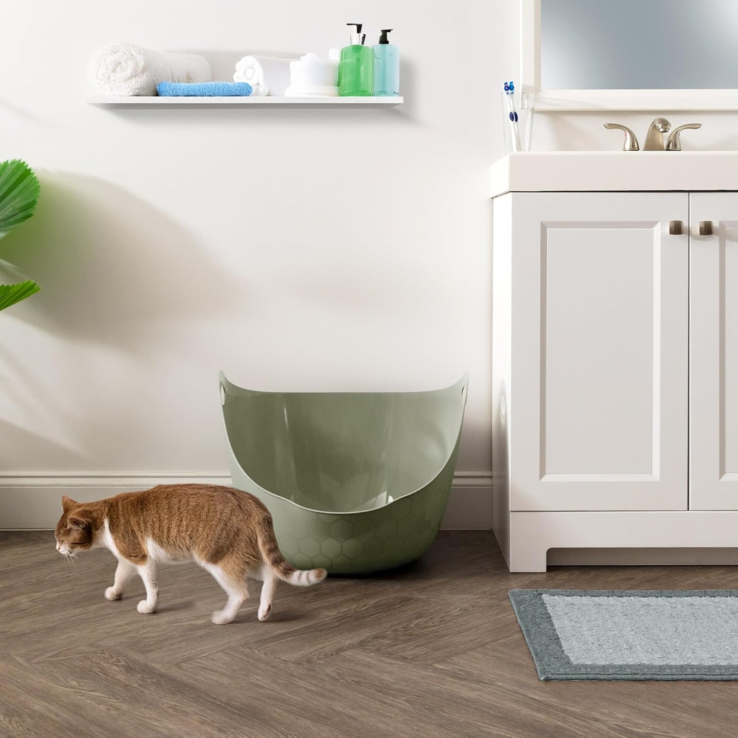 IRIS USA Cat Litter Box with High Walls and Handles, Made with Flexible Plastic, Sage Green