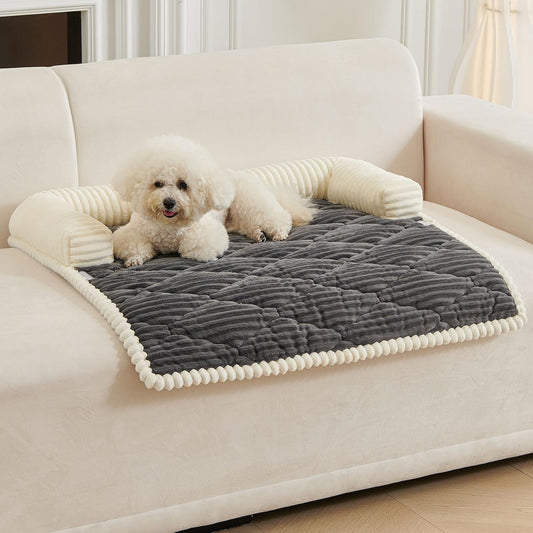 HAOMAIJIA Dog Couch Bed for Medium Dogs, Non Slip Pet Couch Covers for Sofa Thick Soft Washable Dog Couch Cover Protector All Seasons Universal Dogs and Cats Bed Mat (Grey, Medium)
